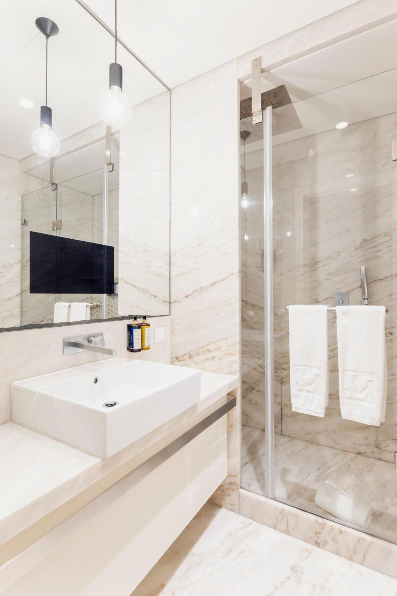 Chiado Square Apartments | Lisbon Best Apartments Bagian luar foto